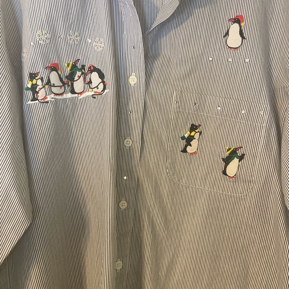 Las Olas Gray Striped Woman’s Shirt with Penguin Embroidery Medium - Picture 3 of 5